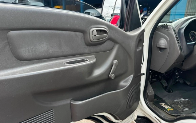 imagem-https://www.socarrao.com.br/sc-vehicle-images-prod/3996034/1789998819359-V2hhdHNBcHAgSW1hZ2UgMjAyNi0wOS0yMSBhdCAxMC40NC40MiAoMikuanBlZw.jpeg