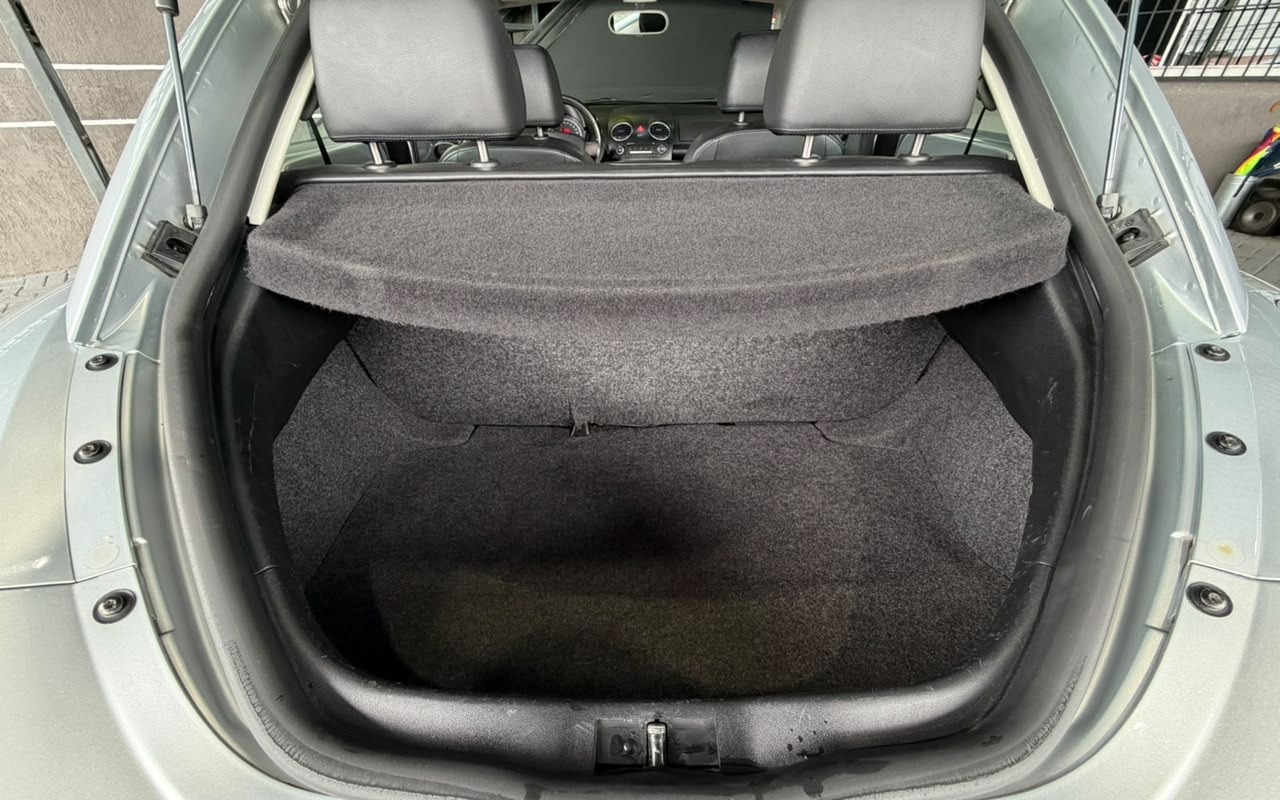 imagem-https://www.socarrao.com.br/sc-vehicle-images-prod/3996140/1789998981318-V2hhdHNBcHAgSW1hZ2UgMjAyNi0wOS0xOSBhdCAxMi4xMC4yNS5qcGVn.jpeg
