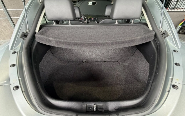 imagem-https://www.socarrao.com.br/sc-vehicle-images-prod/3996140/1789998981318-V2hhdHNBcHAgSW1hZ2UgMjAyNi0wOS0xOSBhdCAxMi4xMC4yNS5qcGVn.jpeg