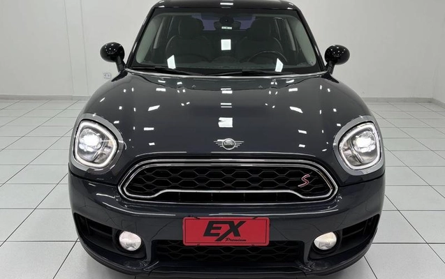 imagem-https://www.socarrao.com.br/sc-vehicle-images-prod/3996228/1790343297557-8490192_14_B_c7e0d4e196.jpeg