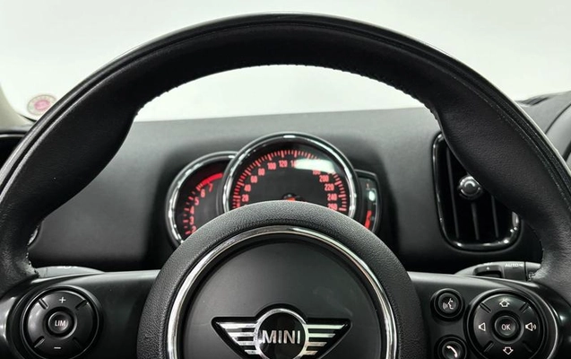 imagem-https://www.socarrao.com.br/sc-vehicle-images-prod/3996228/1790343297566-8490192_12_B_d95664a8b6.jpeg