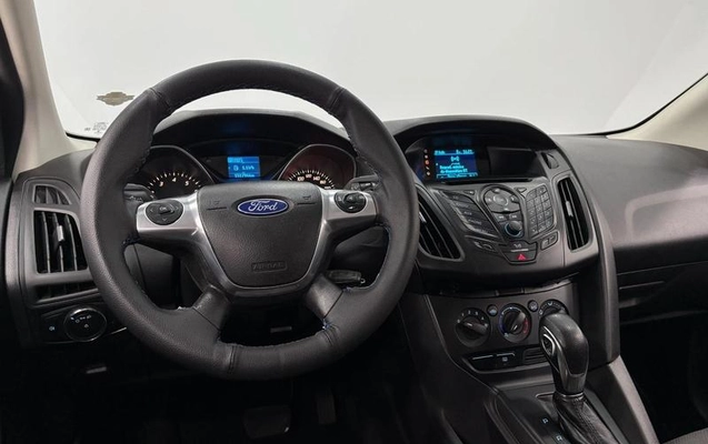imagem-https://www.socarrao.com.br/sc-vehicle-images-prod/3996230/1790107271978-8494102_4_B_b4f9b387e2.jpeg