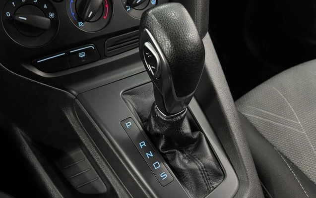 imagem-https://www.socarrao.com.br/sc-vehicle-images-prod/3996230/1790107271984-8494102_4_B_1949881377.jpeg