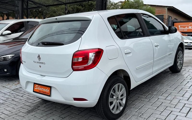imagem-https://www.socarrao.com.br/sc-vehicle-images-prod/3996247/1789999136192-6865762_1_B_fe4dc58db1.jpeg