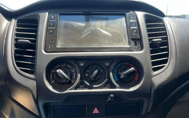 imagem-https://www.socarrao.com.br/sc-vehicle-images-prod/3996269/1790698118835-7863872_9_B_3a871c8781.jpeg