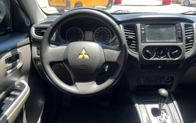 imagem-https://www.socarrao.com.br/sc-vehicle-images-prod/3996269/1792077088719-7863872_6_B_a63b70425a.jpeg