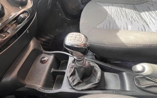 imagem-https://www.socarrao.com.br/sc-vehicle-images-prod/3996272/1790260152496-7980730_11_B_3f3a09b6c8.jpeg