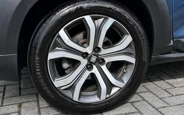 imagem-https://www.socarrao.com.br/sc-vehicle-images-prod/3996283/1789999173098-8044018_2_B_d273c731da.jpeg