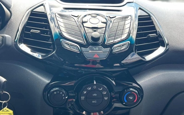imagem-https://www.socarrao.com.br/sc-vehicle-images-prod/3996290/1790258632138-8103126_1_B_225814b649.jpeg