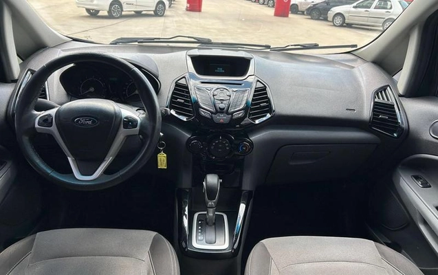 imagem-https://www.socarrao.com.br/sc-vehicle-images-prod/3996290/1790258632140-8103126_1_B_71414da247.jpeg