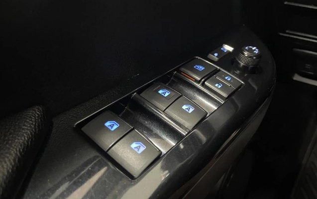 imagem-https://www.socarrao.com.br/sc-vehicle-images-prod/3996297/1789999178277-8489743_12_B_c6a71cd147.jpeg