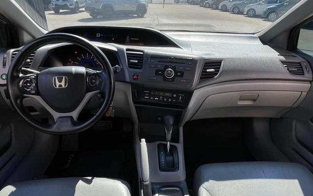 imagem-https://www.socarrao.com.br/sc-vehicle-images-prod/3996303/1789999180174-8184131_5_B_a49de43a95.jpeg