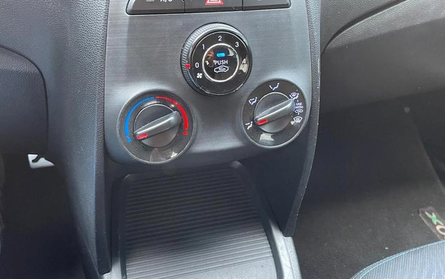 imagem-https://www.socarrao.com.br/sc-vehicle-images-prod/3996321/1790258679868-8342284_9_B_d9c05c8584.jpeg