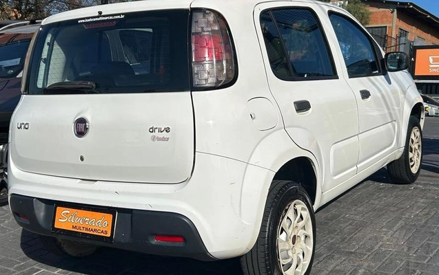 imagem-https://www.socarrao.com.br/sc-vehicle-images-prod/3996353/1789999212533-8408403_6_B_1cf67560a3.jpeg