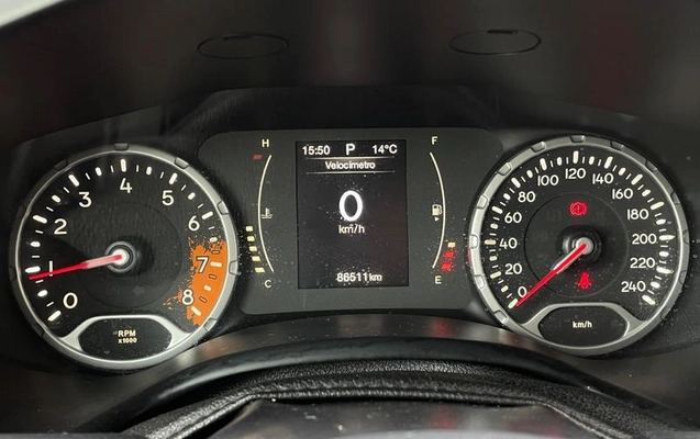 imagem-https://www.socarrao.com.br/sc-vehicle-images-prod/3996354/1790086626083-8413875_7_B_04b01e2541.jpeg