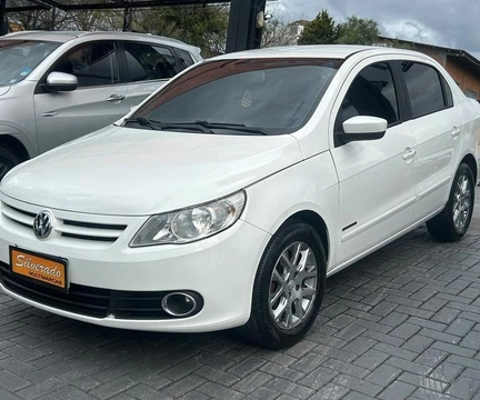 Volkswagen Voyage 1.0 Flex 12V 4p 2010 Branco — foto 1 de 3