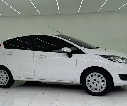 Ford Fiesta SE 1.6 16V Flex 5p 2017 Branco — foto 1 de 3