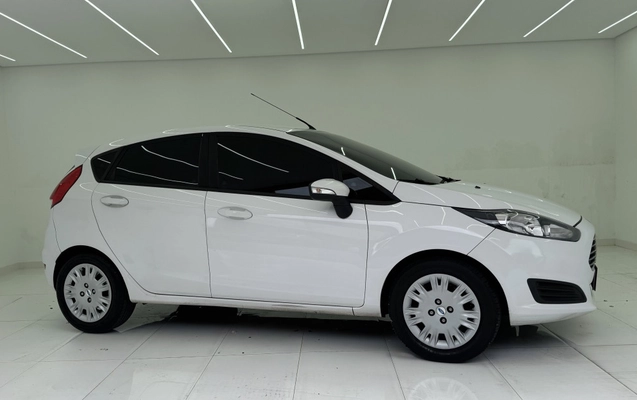 imagem-https://www.socarrao.com.br/sc-vehicle-images-prod/3996369/1789999252857-vehicle_image_1789779971_07e27352fd0d7cbcc3f85a6c19abd2b7.jpeg