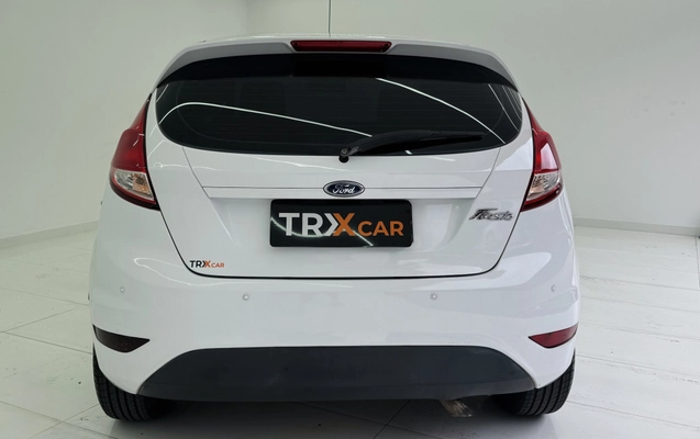 imagem-https://www.socarrao.com.br/sc-vehicle-images-prod/3996369/1789999252878-vehicle_image_1789779993_29dfa2cba1f68942de1f655d18696604.jpeg