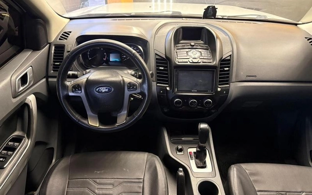 imagem-https://www.socarrao.com.br/sc-vehicle-images-prod/3996396/1789999287900-8495448_6_B_1381b81dda.jpeg
