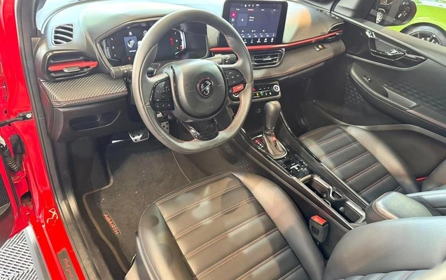 imagem-https://www.socarrao.com.br/sc-vehicle-images-prod/3996551/1789999657248-8490966_9_B_bec011524f.jpeg