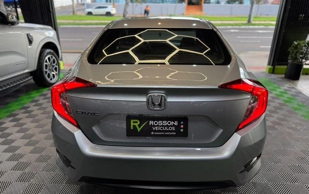 imagem-https://www.socarrao.com.br/sc-vehicle-images-prod/3996562/1790349360676-8493330_7_B_56b3f8242a.jpeg