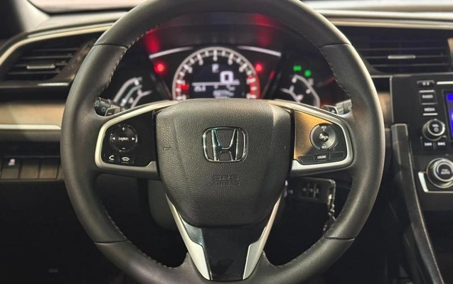 imagem-https://www.socarrao.com.br/sc-vehicle-images-prod/3996562/1790349360686-8493330_17_B_b2d724dbe8.jpeg