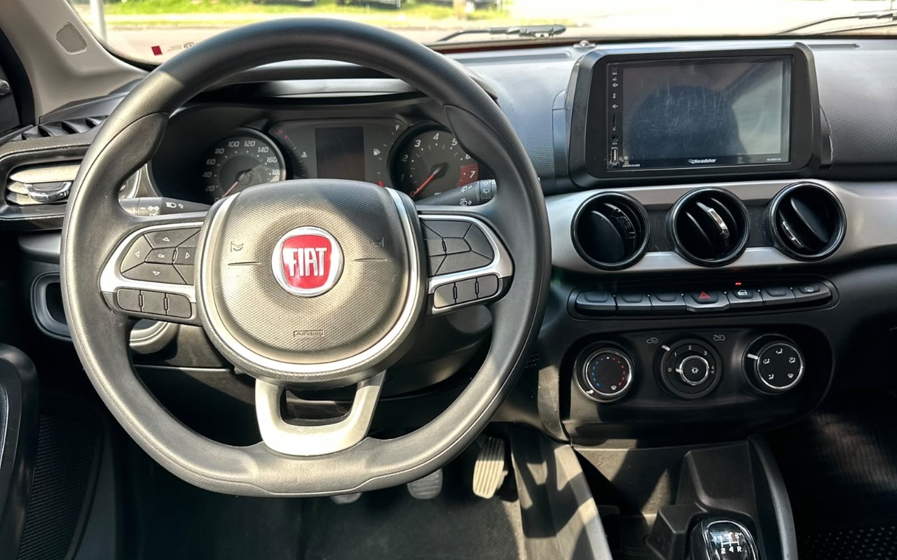 imagem-https://www.socarrao.com.br/sc-vehicle-images-prod/3996567/1790271271528-YTQzNDQ3OWEtZTBiNy00YzcxLThjMGYtZmNmNzlkMDY1MGJhLmpwZWc.jpeg