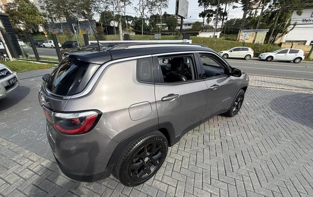 imagem-https://www.socarrao.com.br/sc-vehicle-images-prod/3996579/1789999800731-6952891_11_B_6a55e40bdd.jpeg