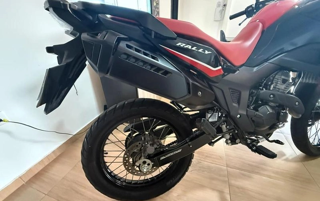imagem-https://www.socarrao.com.br/sc-vehicle-images-prod/3996580/1792005658478-7821216_9_B_1051a144f5.jpeg
