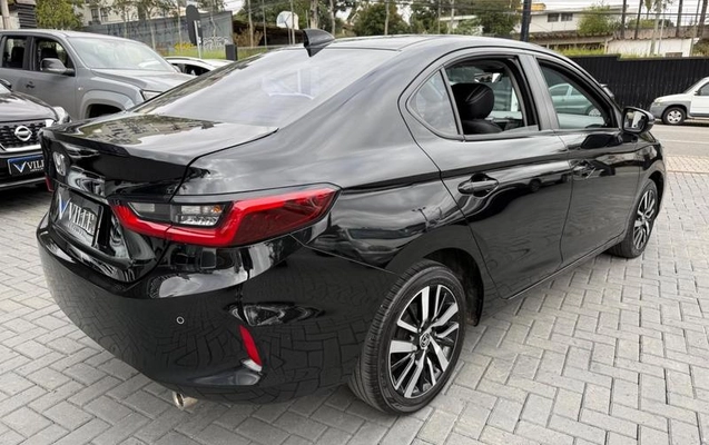 imagem-https://www.socarrao.com.br/sc-vehicle-images-prod/3996581/1790354432034-8114774_4_B_00fae3a8d4.jpeg