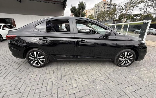 imagem-https://www.socarrao.com.br/sc-vehicle-images-prod/3996581/1790354432036-8114774_5_B_a6e7c7fcf7.jpeg