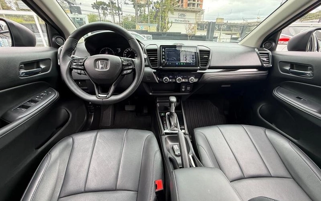 imagem-https://www.socarrao.com.br/sc-vehicle-images-prod/3996581/1790354432045-8114774_12_B_8a5239bfef.jpeg