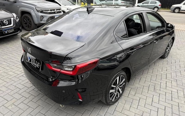 imagem-https://www.socarrao.com.br/sc-vehicle-images-prod/3996581/1790354432054-8114774_17_B_601db6c427.jpeg