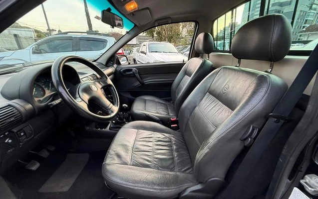 imagem-https://www.socarrao.com.br/sc-vehicle-images-prod/3996582/1789999805296-8200948_1_B_e565a35758.jpeg