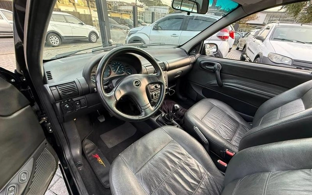 imagem-https://www.socarrao.com.br/sc-vehicle-images-prod/3996582/1789999805305-8200948_12_B_d5c6f59bf0.jpeg