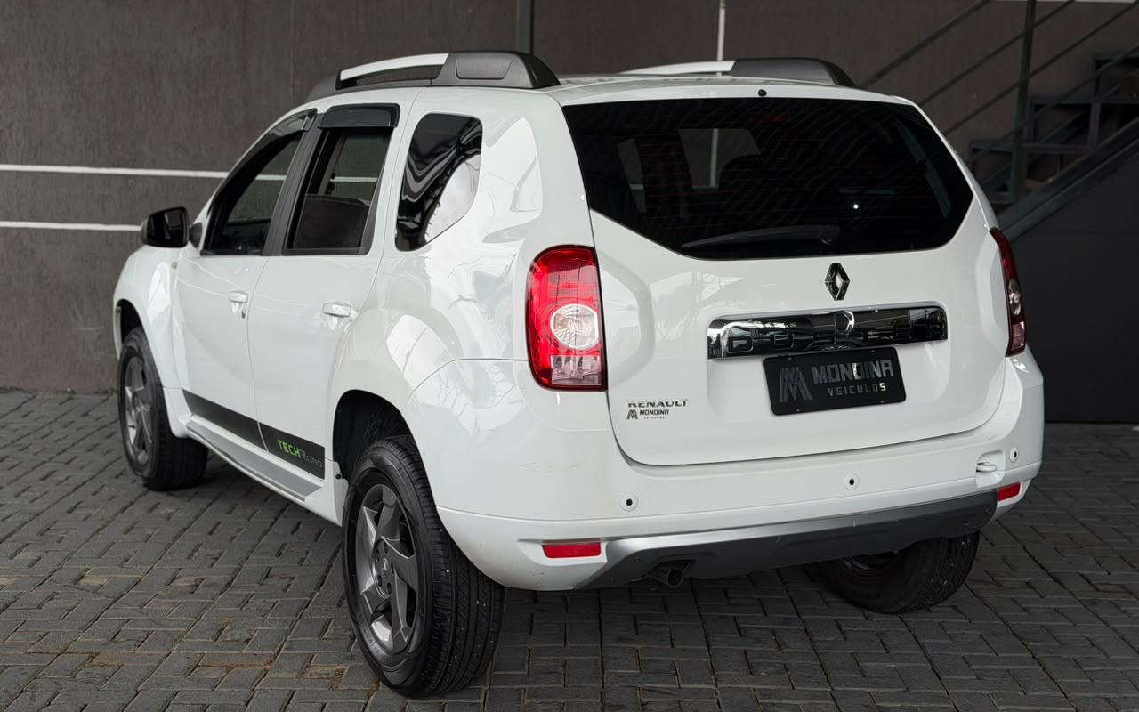 imagem-https://www.socarrao.com.br/sc-vehicle-images-prod/3996698/1790000014103-V2hhdHNBcHAgSW1hZ2UgMjAyNi0wOS0xOSBhdCAxMS4wNC40Mi5qcGVn.jpeg