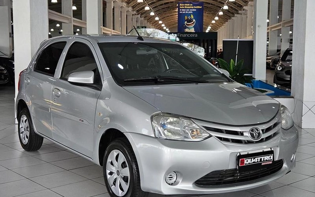 imagem-https://www.socarrao.com.br/sc-vehicle-images-prod/3996774/1790198136662-8448814_21_B_5a2fec3bb2.jpeg