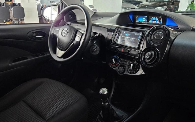 imagem-https://www.socarrao.com.br/sc-vehicle-images-prod/3996774/1790198136664-8448814_10_B_25cf7afa3f.jpeg