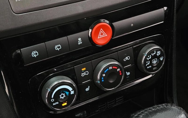 imagem-https://www.socarrao.com.br/sc-vehicle-images-prod/3996778/1790199068831-8486245_23_B_7b326b4634.jpeg