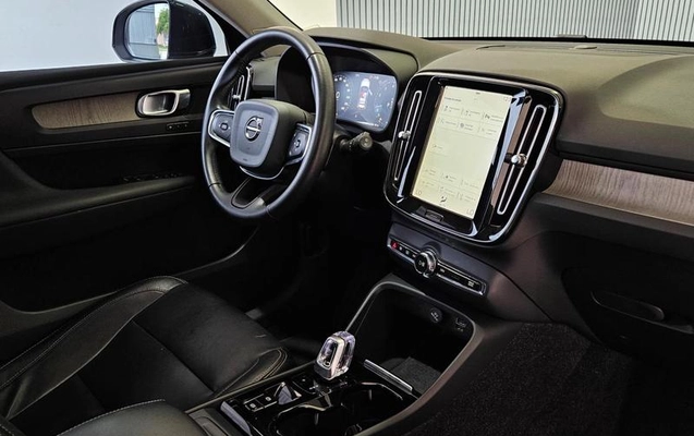 imagem-https://www.socarrao.com.br/sc-vehicle-images-prod/3996779/1790199107108-8486262_10_B_b5a4eca5ca.jpeg