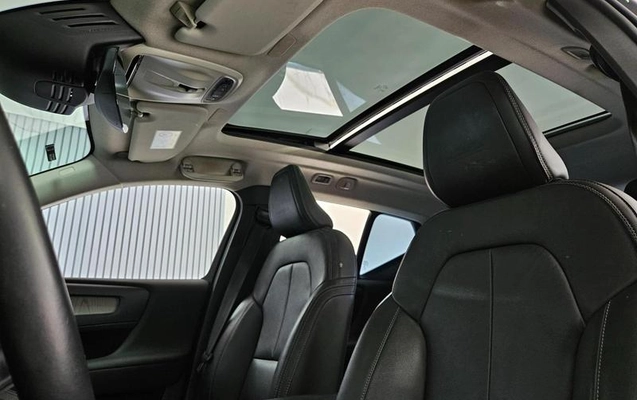 imagem-https://www.socarrao.com.br/sc-vehicle-images-prod/3996779/1790199107122-8486262_21_B_4c3f989a6e.jpeg