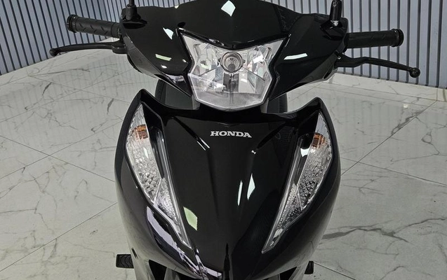 imagem-https://www.socarrao.com.br/sc-vehicle-images-prod/3996780/1790000153577-8488206_9_B_55b911f849.jpeg
