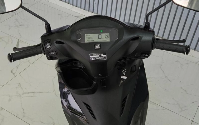 imagem-https://www.socarrao.com.br/sc-vehicle-images-prod/3996780/1790000153578-8488206_0_B_8dcc150896.jpeg