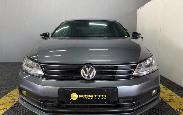 imagem-https://www.socarrao.com.br/sc-vehicle-images-prod/3996802/1790000234021-7994027_6_B_9760f7a008.jpeg