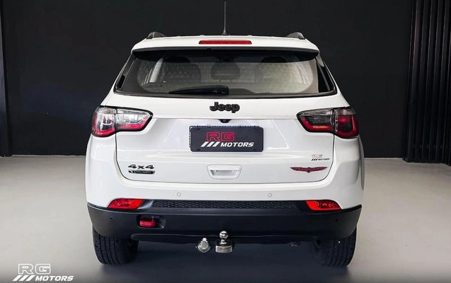 imagem-https://www.socarrao.com.br/sc-vehicle-images-prod/3997040/1790000905404-8471576_14_B_eab8440bd7.jpeg