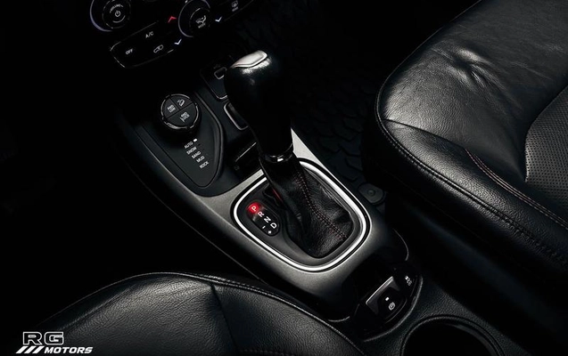 imagem-https://www.socarrao.com.br/sc-vehicle-images-prod/3997040/1790000905424-8471576_1_B_f377c772ba.jpeg