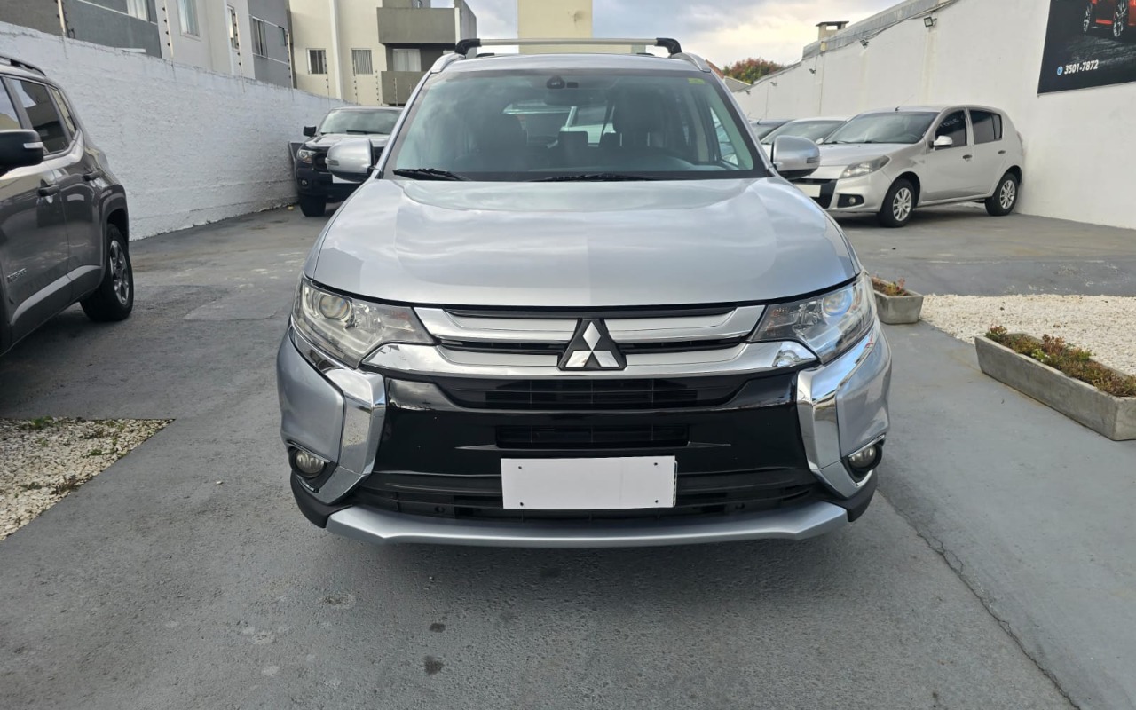 imagem-https://www.socarrao.com.br/sc-vehicle-images-prod/3997141/1790001001025-V2hhdHNBcHAgSW1hZ2UgMjAyNi0wNy0xNCBhdCAxMi41OC4wNC5qcGVn.jpeg