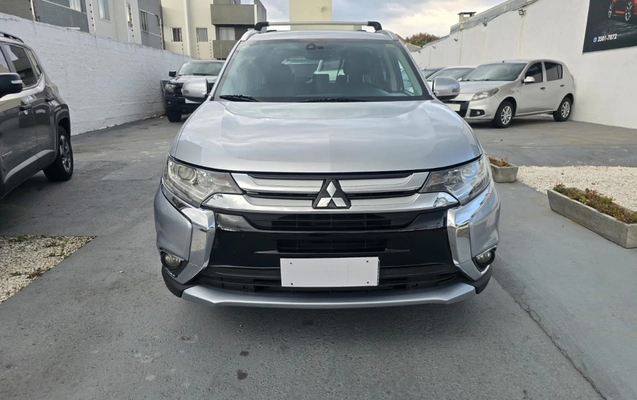 imagem-https://www.socarrao.com.br/sc-vehicle-images-prod/3997141/1790001001025-V2hhdHNBcHAgSW1hZ2UgMjAyNi0wNy0xNCBhdCAxMi41OC4wNC5qcGVn.jpeg
