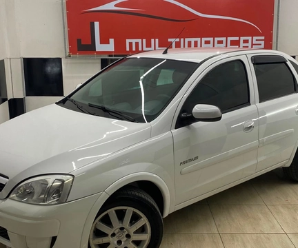 Chevrolet Corsa 2009 Branco — foto 1 de 3